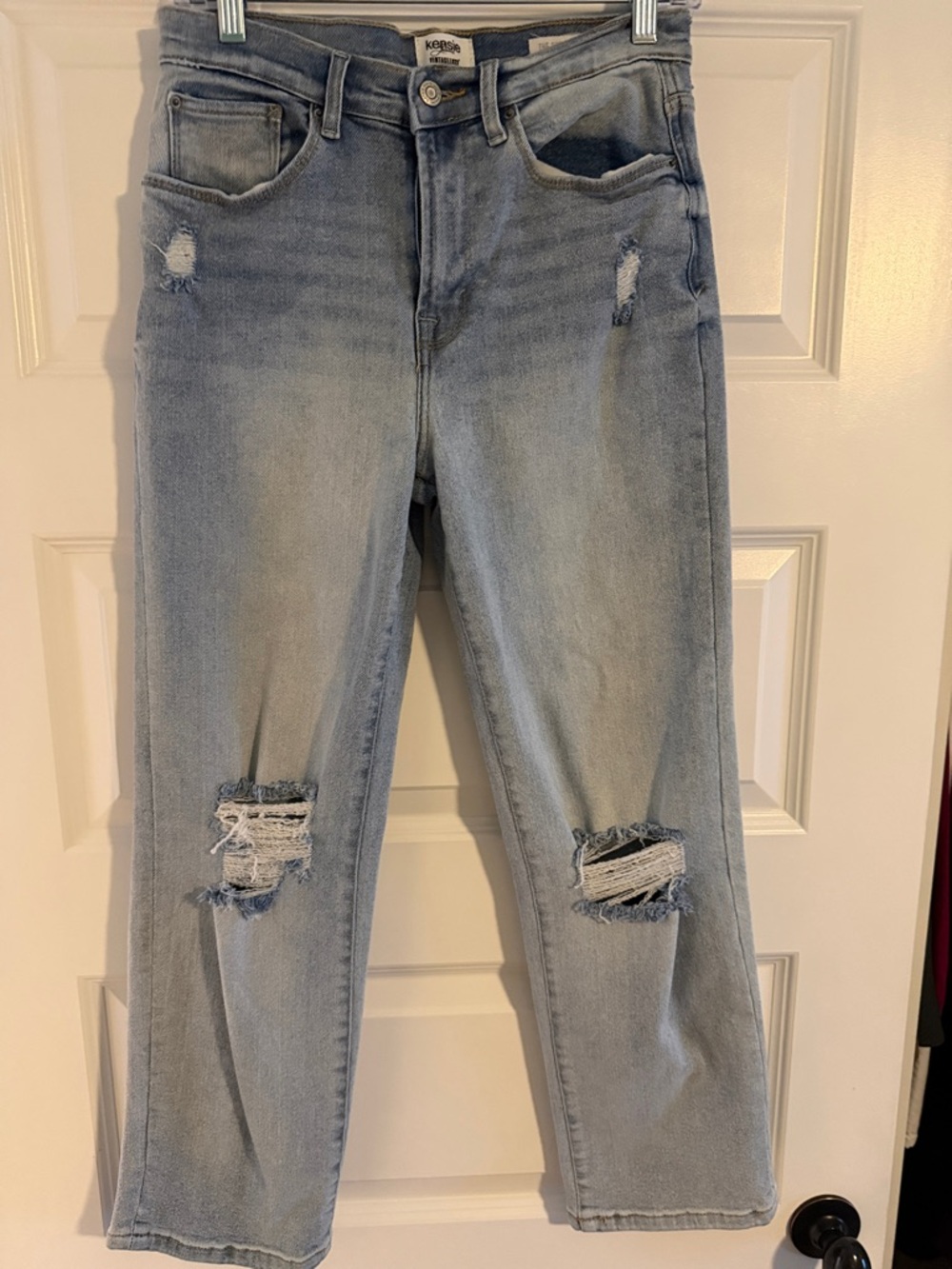 Kensie Women's Light Wash Blue Boyfriend Jeans with Knee Rips